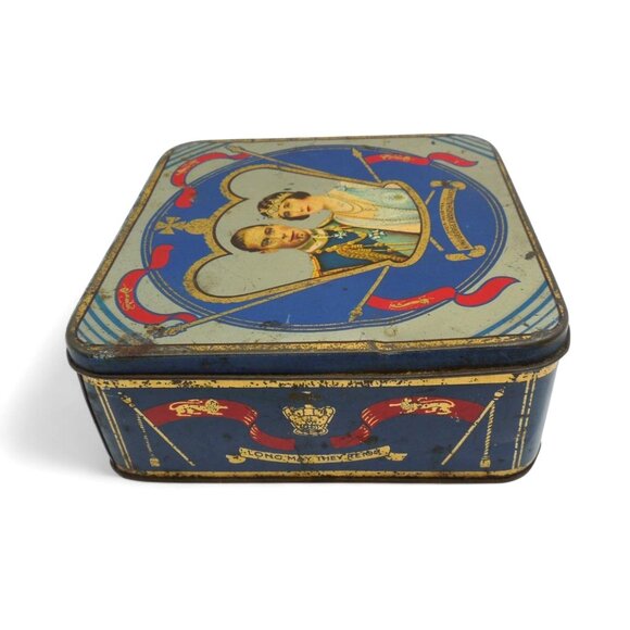 BRITANNIA Biscuits Tin Royal Portraits & Crest Decor Rare Vintage 6.2 x 6.2" - Picture 5 of 10